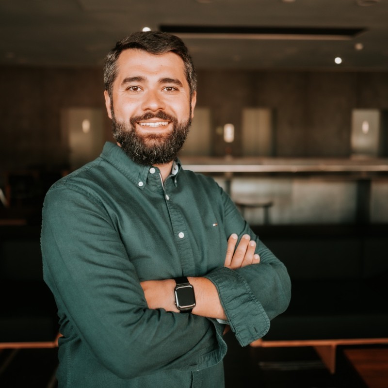 Augustin Danciu - Hauck Aufhäuser Lampe Bank